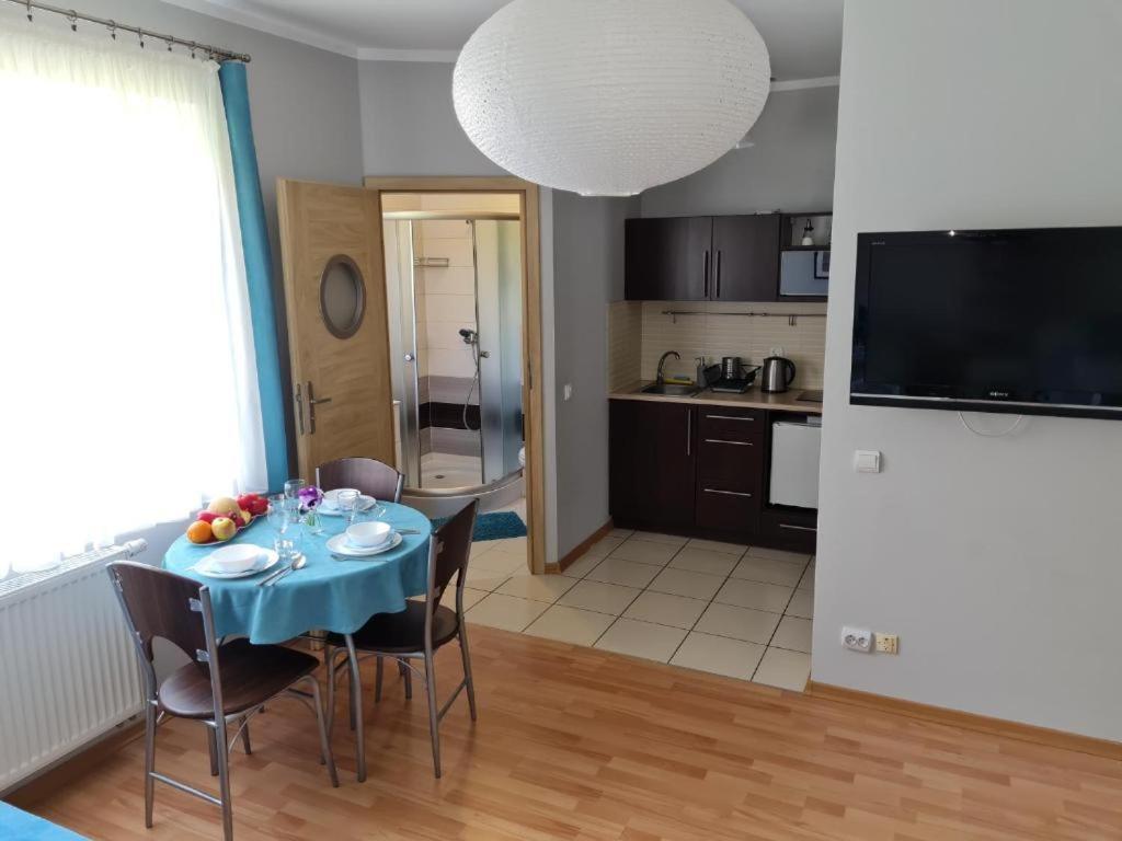 Bela - Pokoje Z Aneksami I Apartamenty Kolobrzeg Ngoại thất bức ảnh